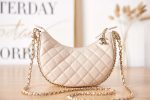 chanel as3917 clutch with chain lambskin shiny light gold metal ecru 002 luxibags.ru .jpg