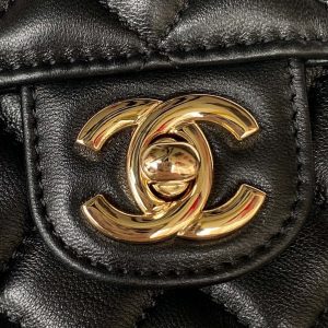 chanel as3970 flap bag with top handle lambskin gold tone metal black 003 a162323d d2ab 4872 a79d 96faac7ce957 luxibags.ru .jpg