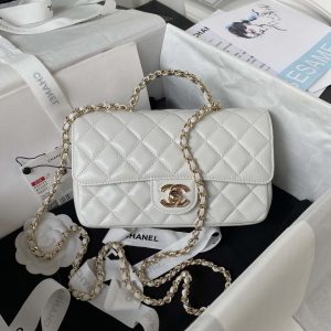 chanel as3970 flap bag with top handle lambskin gold tone metal white 001 442a4a0b 9035 4ac7 bfe5 9c01cbb916dd luxibags.ru .jpg