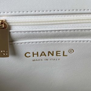 chanel as3970 flap bag with top handle lambskin gold tone metal white 008 4471f96c b7c0 46d0 94da 49d9bac1337c luxibags.ru .jpg