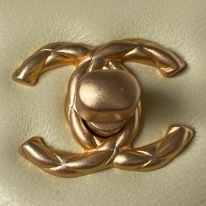 chanel as3973 small vanity case lambskin bag with top handle yellow gold 003 luxibags.ru .jpg