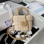chanel as3973 small vanity case tweed lambskin gold metal yellow white 001 luxibags.ru .jpg
