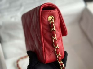 chanel as3979 mini flap bag lambskin plexi gold tone meta red 003 luxibags.ru .jpg