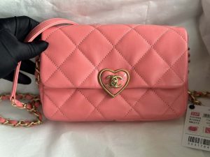 chanel as3986 small flap bag lambskin plexi gold tone meta pink 002 luxibags.ru .jpg