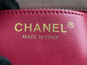 chanel as3986 small flap bag lambskin plexi gold tone metal white 008 luxibags.ru .jpg