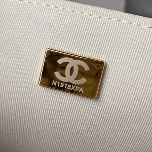 chanel as4051 small flap classic bag cf lambskin white gold 009 luxibags.ru .jpg