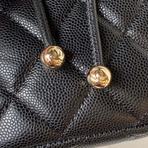Wholesale replica highest quality luxury handbags, clothing, shoes, jewelry, etc. in cheaper price! Up to 70% discount now. Quality Guarantee!