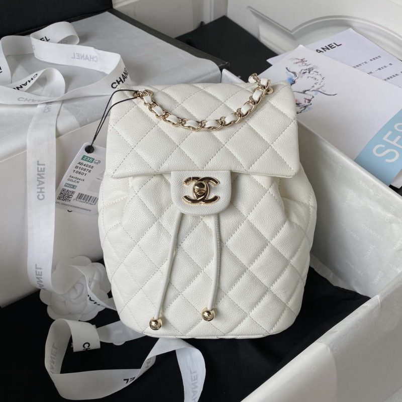 Wholesale replica highest quality luxury handbags, clothing, shoes, jewelry, etc. in cheaper price! Up to 70% discount now. Quality Guarantee!