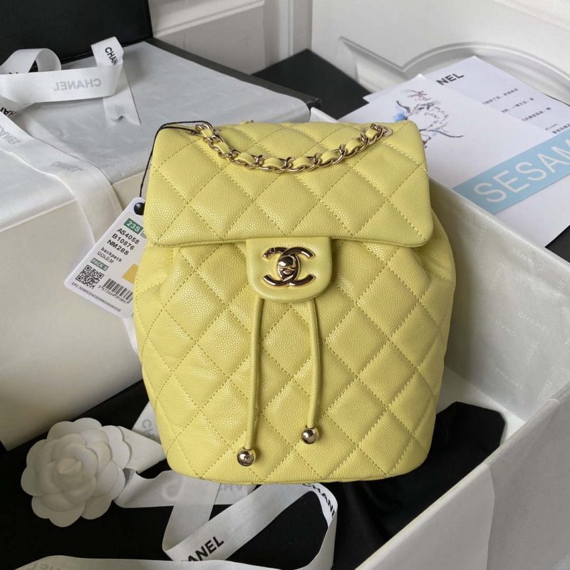 Wholesale replica highest quality luxury handbags, clothing, shoes, jewelry, etc. in cheaper price! Up to 70% discount now. Quality Guarantee!