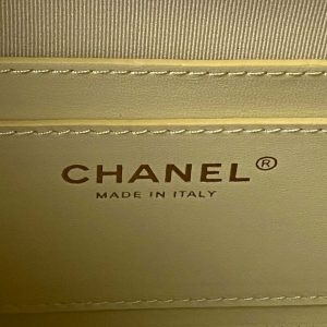 Wholesale replica highest quality luxury handbags, clothing, shoes, jewelry, etc. in cheaper price! Up to 70% discount now. Quality Guarantee!