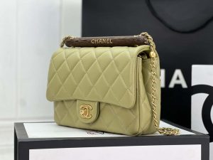 chanel as4151 small flap bag with top handle lambskin wenge wood matche green 002 luxibags.ru .jpg