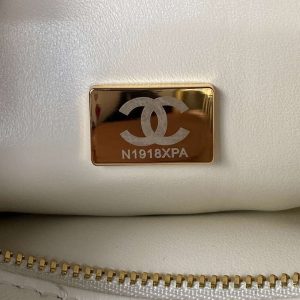 chanel as4201 bag with top handle lambskin white 08 luxibags.ru .jpg