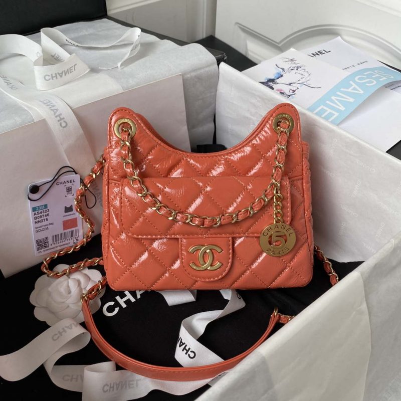 chanel as4323 small hobo bag shiny crumpled calfskin gold metal orange 001 luxibags.ru .jpg
