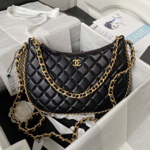 chanel as4368 large hobo bag shiny crumpled lambskin gold tone metal black 001 luxibags.ru .jpg