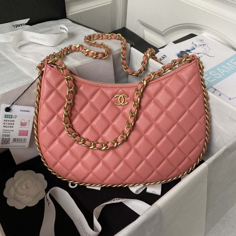 chanel as4368 large hobo bag shiny crumpled lambskin gold tone metal pink 001 luxibags.ru .jpg