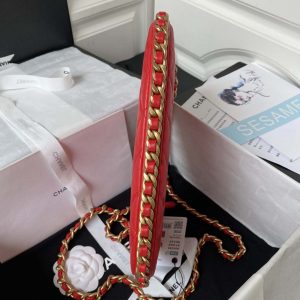 chanel as4368 large hobo bag shiny crumpled lambskin gold tone metal red 006 luxibags.ru .jpg