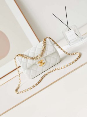 chanel as4384 mini flap bag pearly lambskin imitation pearls gold tone metal white 01 luxibags.ru .jpg