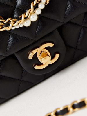 chanel as4385 mini flap bag pearly lambskin imitation pearls gold tone metal black 02 luxibags.ru .jpg