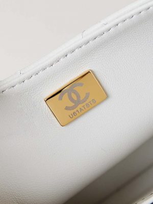 chanel as4385 mini flap bag pearly lambskin imitation pearls gold tone metal white 09 luxibags.ru .jpg