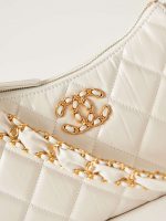 chanel as4422 23k hobo bag lambskin gold metal white 002 luxibags.ru .jpg
