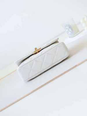 chanel as4423 flap lambskin bag white 06 luxibags.ru .jpg