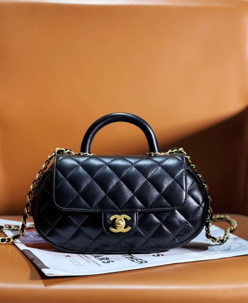 chanel as4569 large bag with top handle pearly lambskin gold tone metal black 001 luxibags.ru .jpg