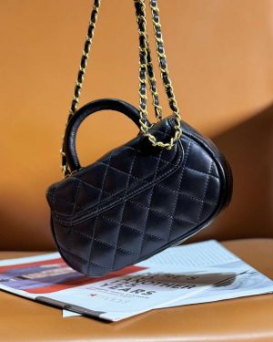 chanel as4573 small bag with top handle pearly lambskin gold tone metal black 003 luxibags.ru .jpg