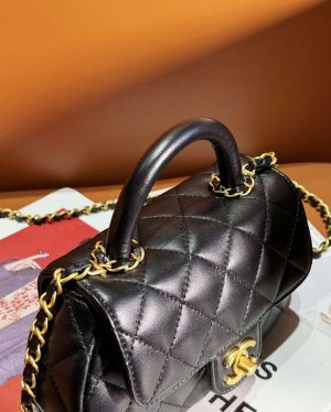 chanel as4573 small bag with top handle pearly lambskin gold tone metal black 004 luxibags.ru .jpg