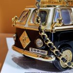 chanel as4590 mini van minaudiere plexi enamel strass gold tone metalblack white gold 006 luxibags.ru .jpg