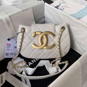 chanel as4609 small messenger bag lambskin white 001 luxibags.ru .jpg