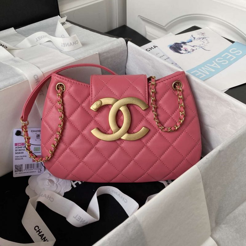 chanel as4610 messenger bag lambskin red 001 luxibags.ru .jpg
