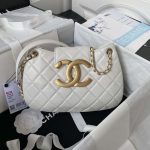chanel as4610 messenger bag lambskin white 001 luxibags.ru .jpg