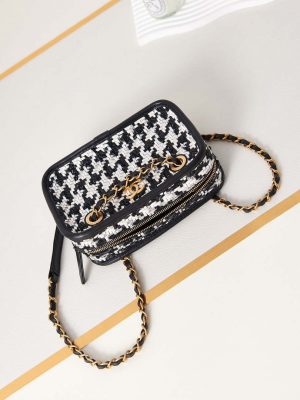 chanel small camera case lambskin viscose weaving gold tone metal white black 006 luxibags.ru .jpg