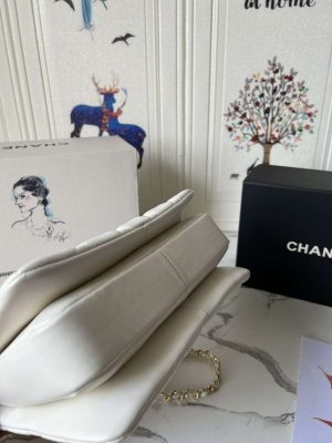 chanel trendy 24c flap bag with top handle lambskin bag a92236 white multicolor logo 006 luxibags.ru .jpg