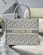 dior book tote m1296 medium beige dior oblique embroidery m0082 001 luxibags.ru .jpg