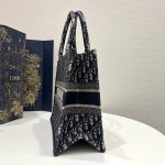 dior book tote m1296 medium ecru and blue dior oblique embroidery 005 luxibags.ru .jpg