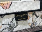 dior book tote m1296 medium latte multicolor dior jardin dhiver embroidery m0083 017 luxibags.ru .jpg