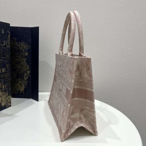 dior book tote m1296 medium toile de jouy embroidery m0073 005 luxibags.ru .jpg