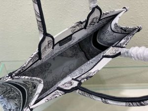 dior book tote m1296 medium toile de jouy embroidery m0076 008 luxibags.ru .jpg