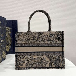 dior book tote m1296 medium toile de jouy embroidery m0077 006 luxibags.ru .jpg