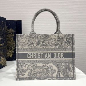dior book tote m1296 medium toile de jouy embroidery m0078 001 luxibags.ru .jpg