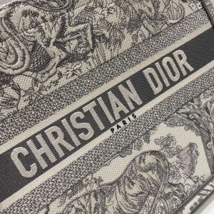 dior book tote m1296 medium toile de jouy embroidery m0078 002 luxibags.ru .jpg