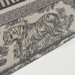 dior book tote m1296 medium toile de jouy embroidery m0078 004 luxibags.ru .jpg