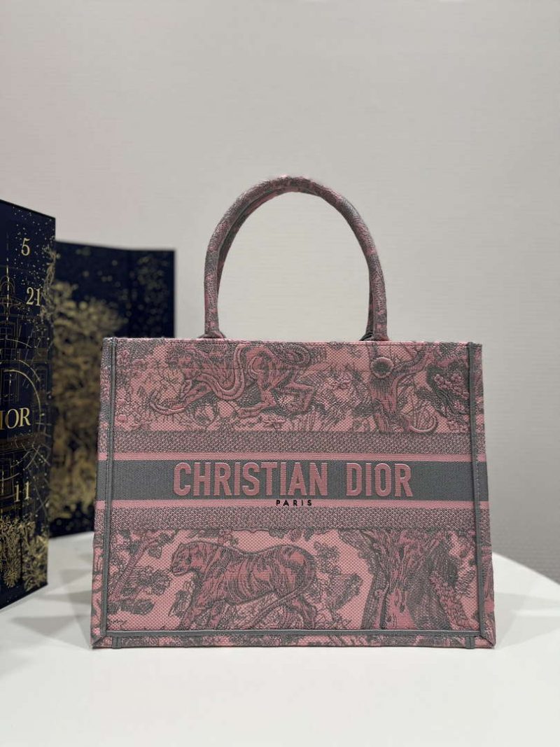 dior book tote m1296 medium toile de jouy embroidery m0079 001 luxibags.ru .jpg