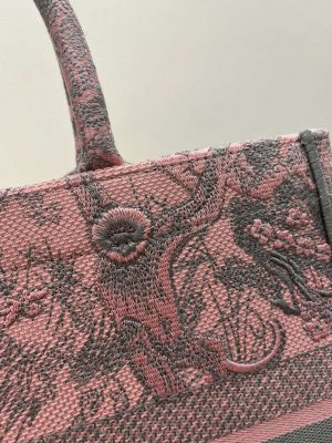 dior book tote m1296 medium toile de jouy embroidery m0079 003 luxibags.ru .jpg