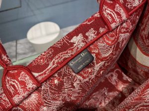 dior book tote m1296 medium toile de jouy embroidery m0081 009 luxibags.ru .jpg