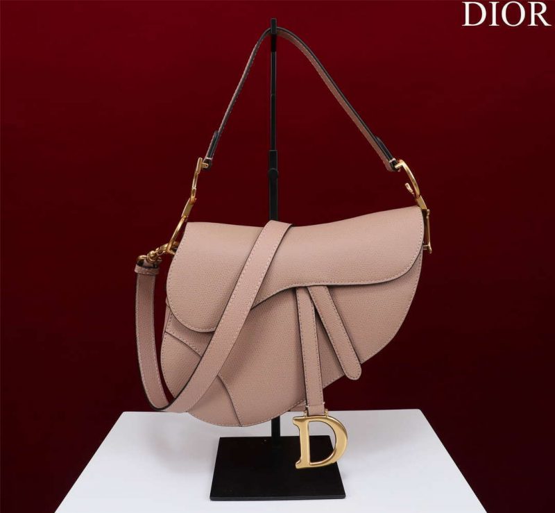 dior m0456 mini saddle bag with strap nude grained calfskin 001 luxibags.ru .jpg