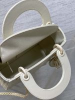 dior m0538 small lady dior bag matte white cannage calfskin with diamond motif 17 luxibags.ru .jpg dior m0538 small lady dior bag matte white cannage calfskin with diamond motif 17 luxibags.ru .jpg