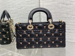dior m0540 medium lady d joy bag black cannage lambskin with gold finish butterfly studs 05 luxibags.ru .jpg