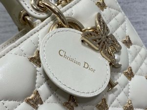 dior m0540 medium lady d joy bag white cannage lambskin with gold finish butterfly studs 02 luxibags.ru .jpg